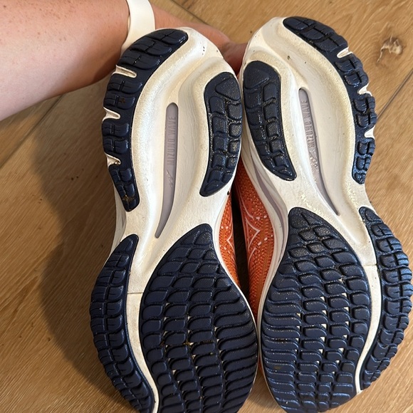 Mizuno Wave Rider 27 - Like new - Picture 6 of 8